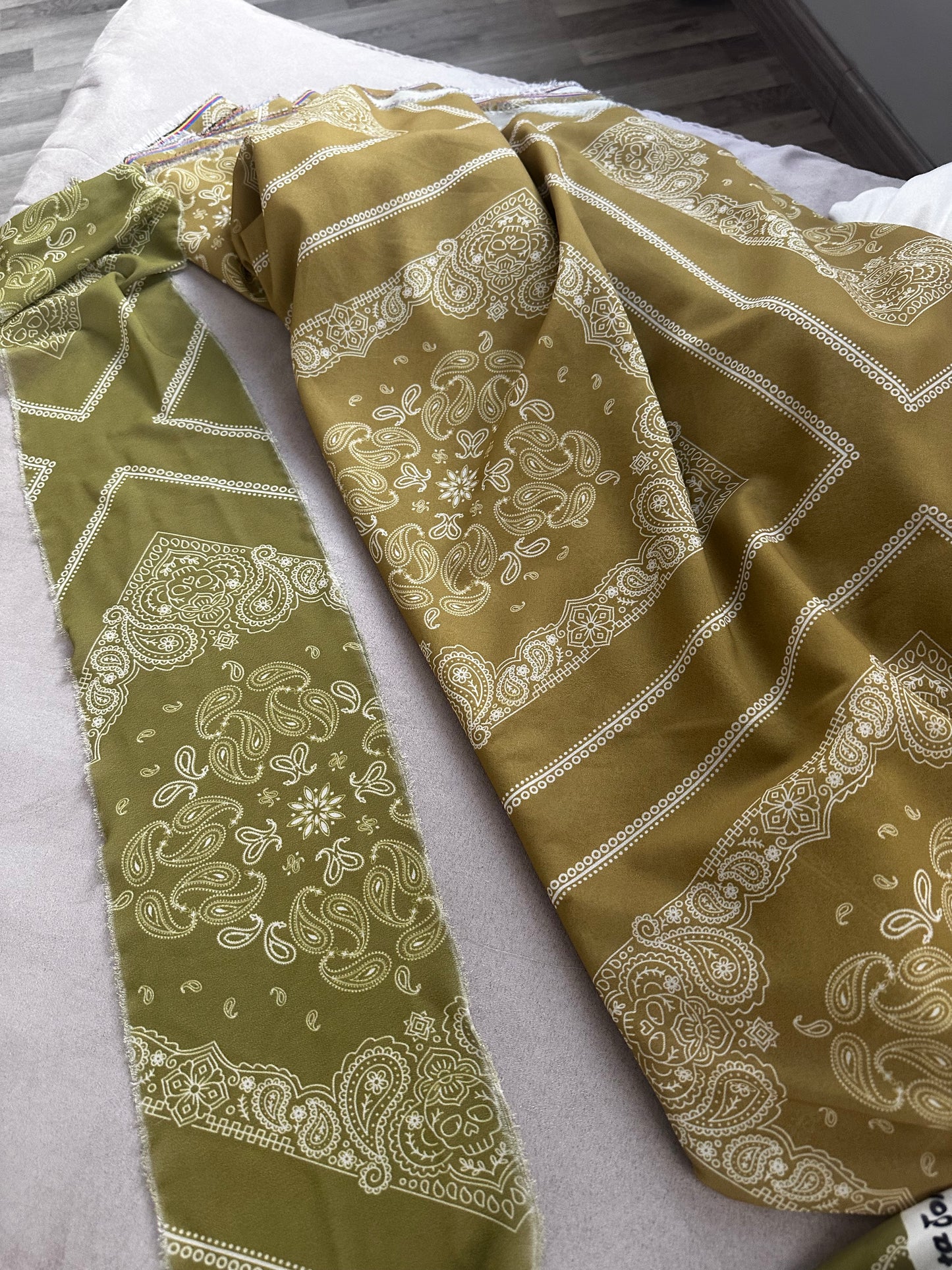 PAREO BANDANA