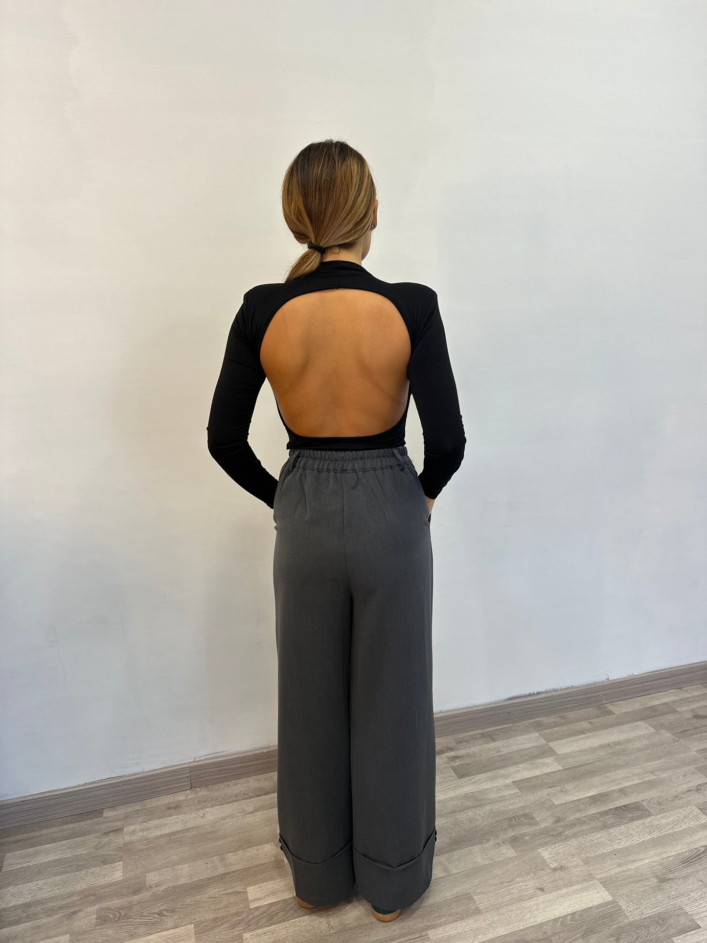 BODY SCHIENA NUDA